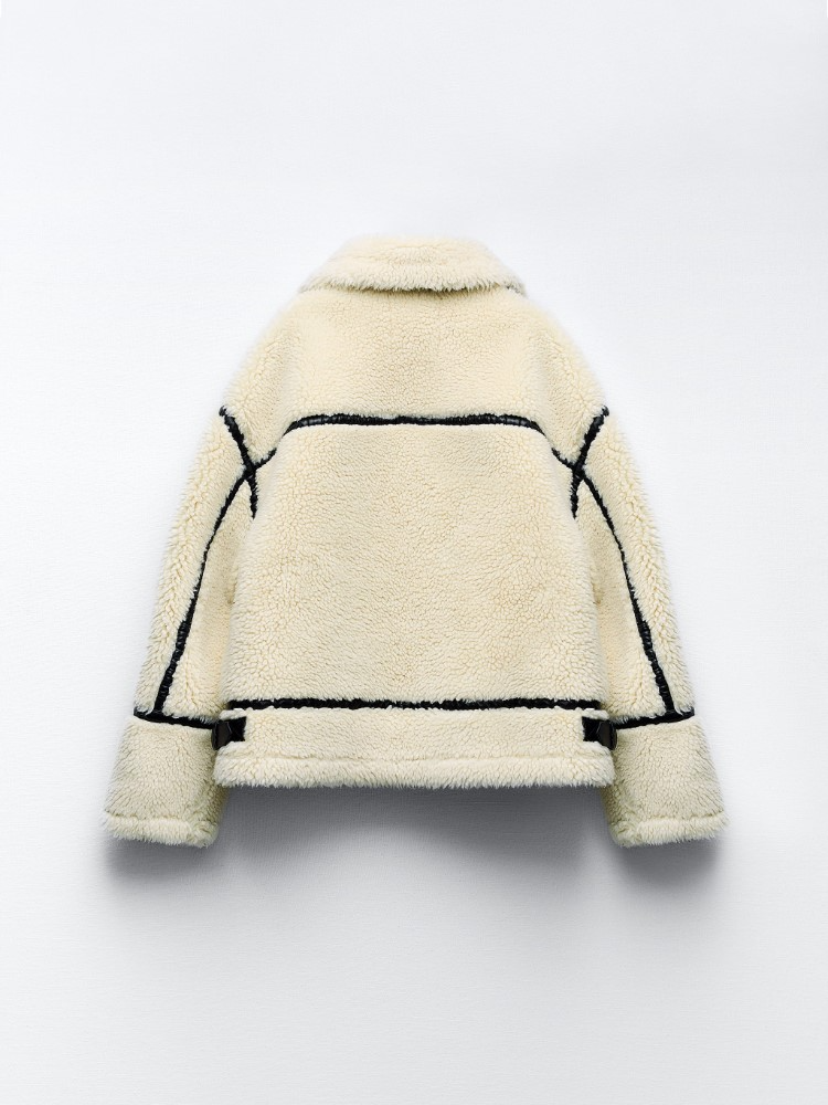 Gracefully Designed Jacket