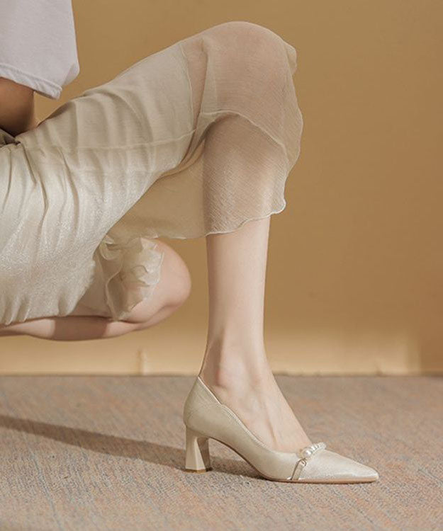 Classic Vintage Heels with a Flattering Fit