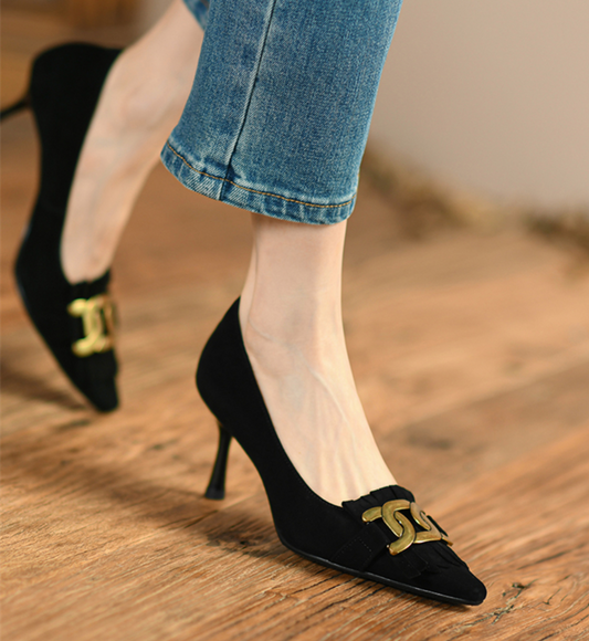 Beautifully Finished Heels in a Timeless Design