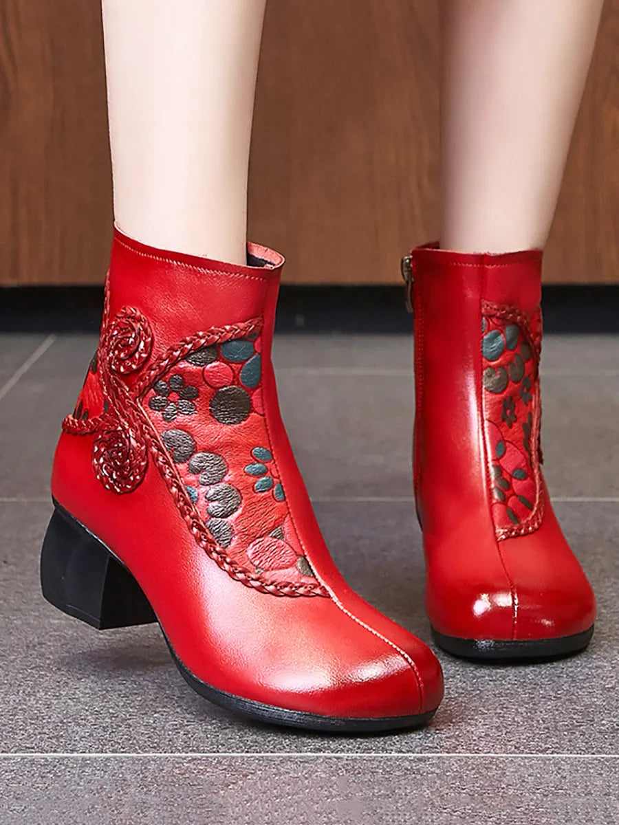 Elegantly Styled Boots for Everyday Wear