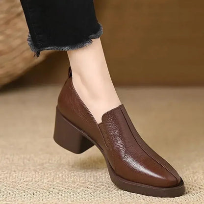 Finely Styled Heels with a Classic Vintage Look