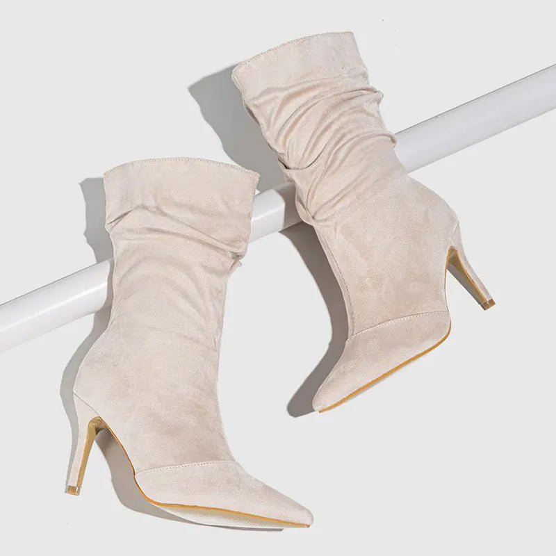 Subtly Elegant Shoes with a Refined Vintage Look