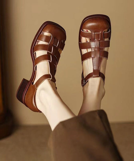 Classic Vintage Sandals with a Flattering Fit