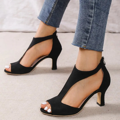 Casually Elegant Shoes with a Refined Edge