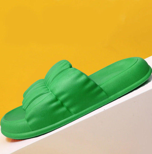 Elegantly Styled Slippers for Everyday Wear
