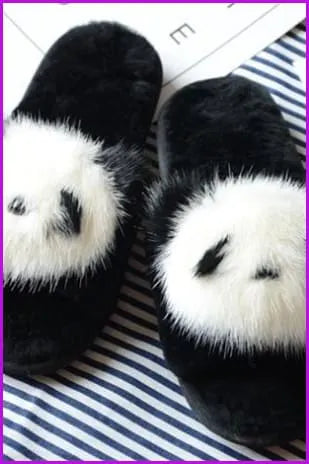 Classic Designed Slippers in a Timeless Cut