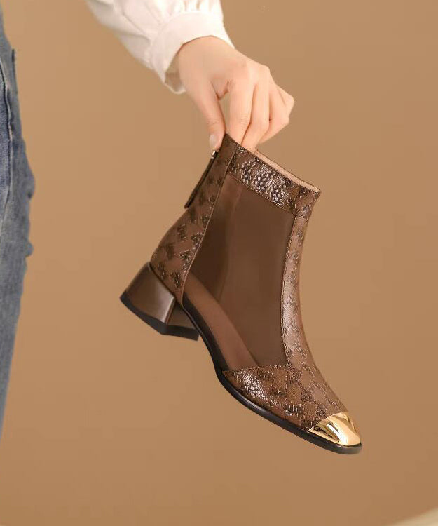 Subtly Elegant Boots with a Refined Vintage Look