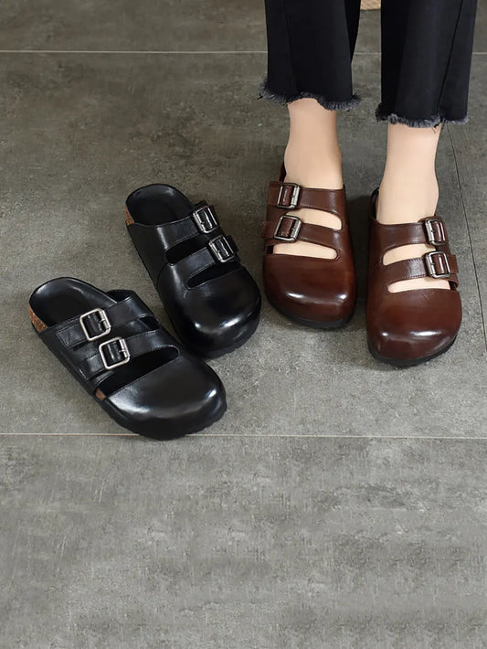 Effortlessly Elegant Slippers with a Timeless Design