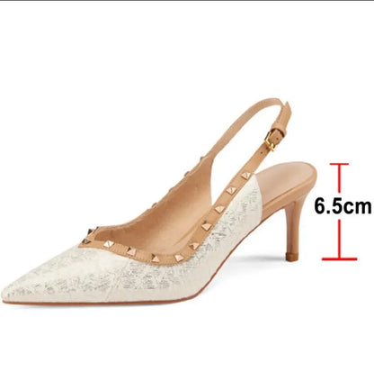Finely Styled Heels with a Classic Vintage Look