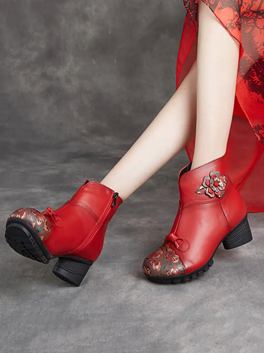 Subtly Elegant Boots with a Refined Vintage Look
