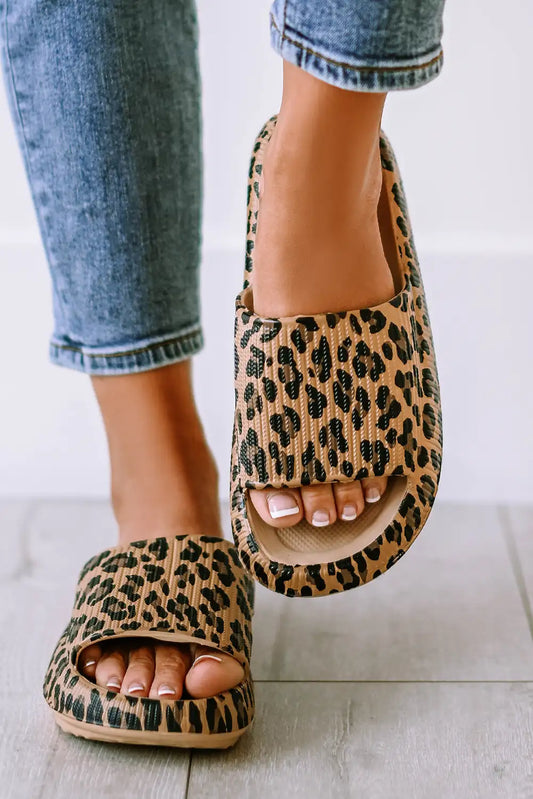 Classic Vintage Slippers with a Flattering Fit