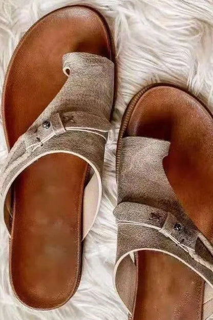Vintage Style Slippers with a Modern Fit