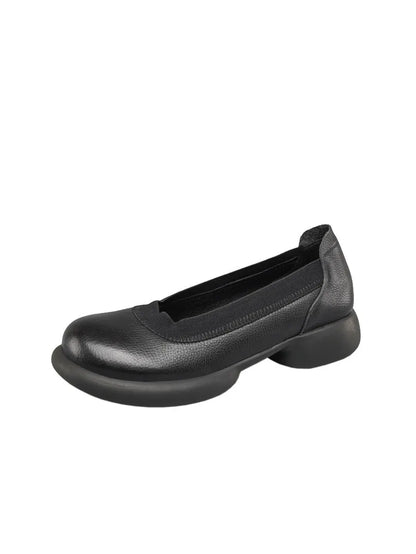 Effortlessly Elegant Shoes with a Timeless Design