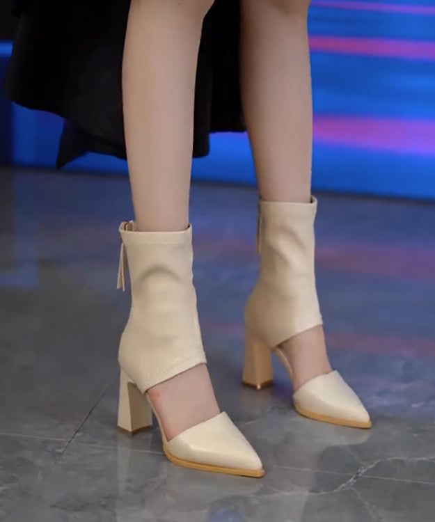 Classic Vintage Boots with a Flattering Fit