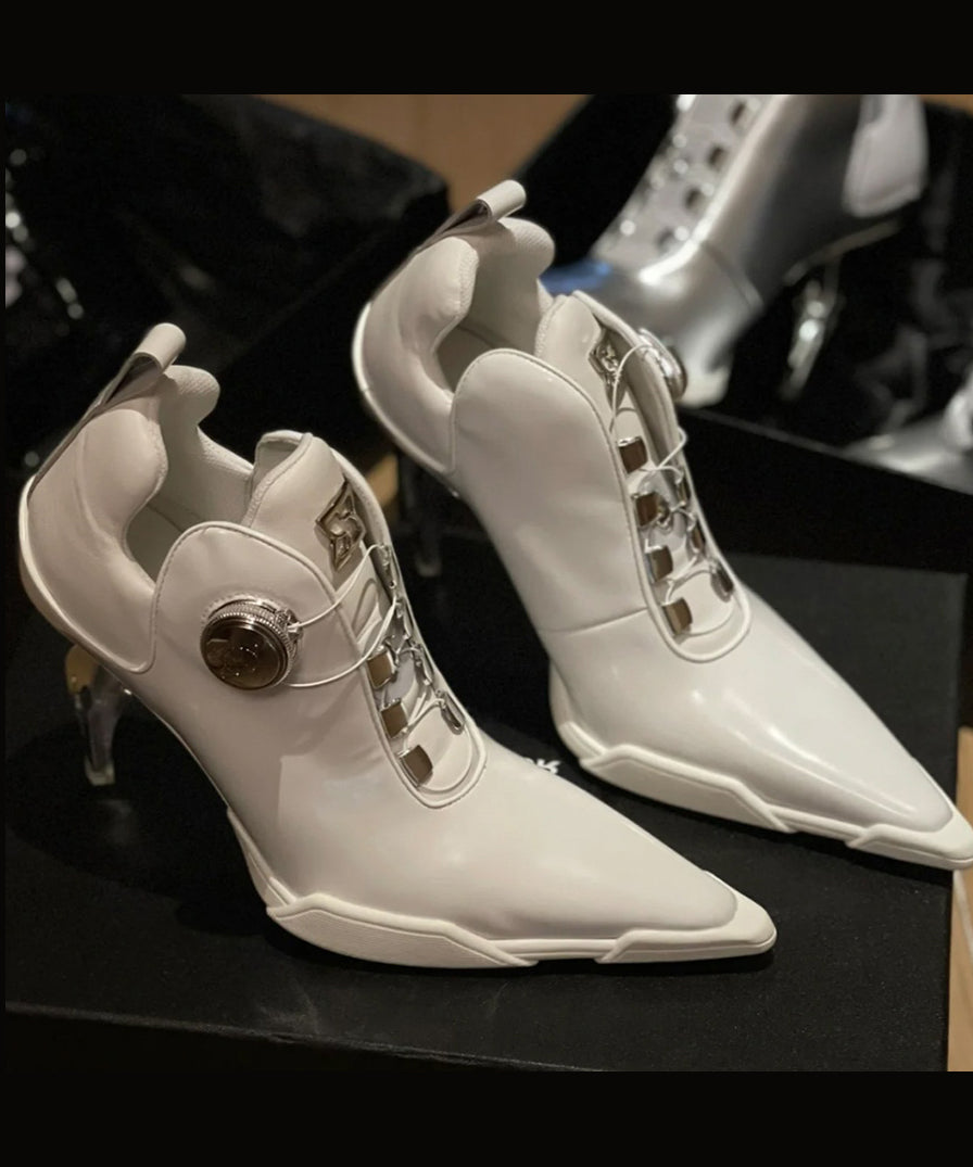 Finely Styled Boots with a Classic Vintage Look
