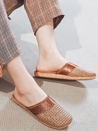 Effortlessly Elegant Slippers with a Timeless Design