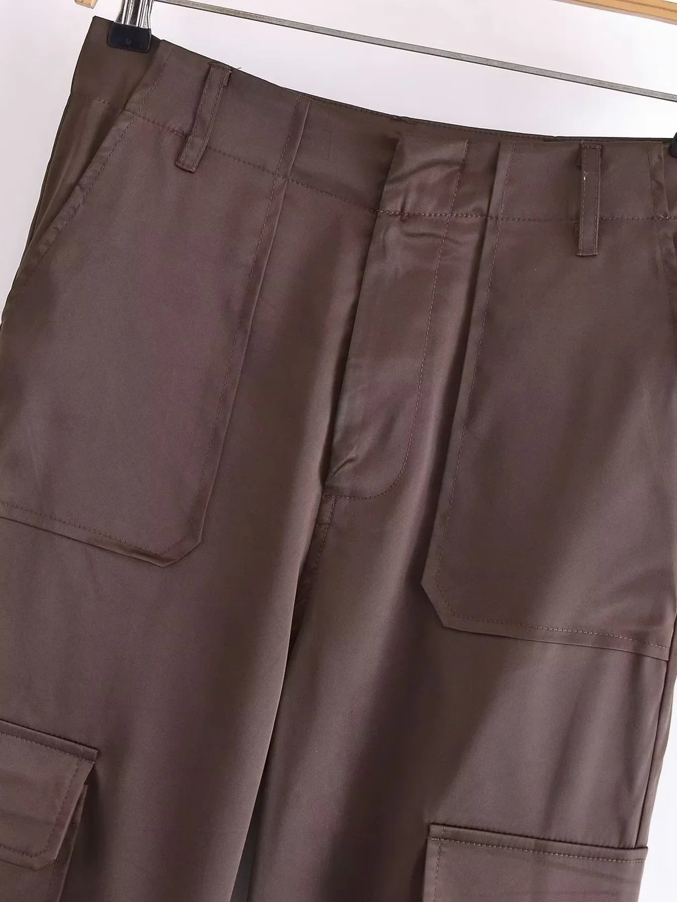 Nikoli Pant