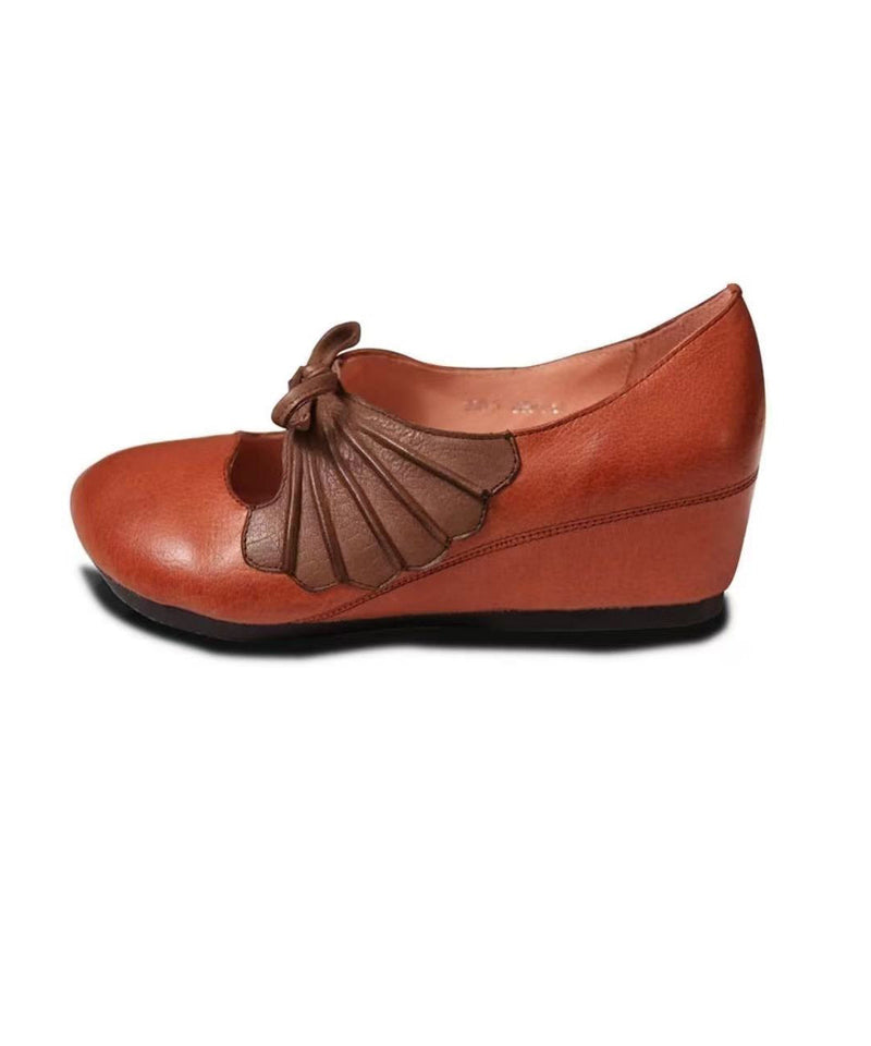 Subtly Elegant Heels with a Refined Vintage Look