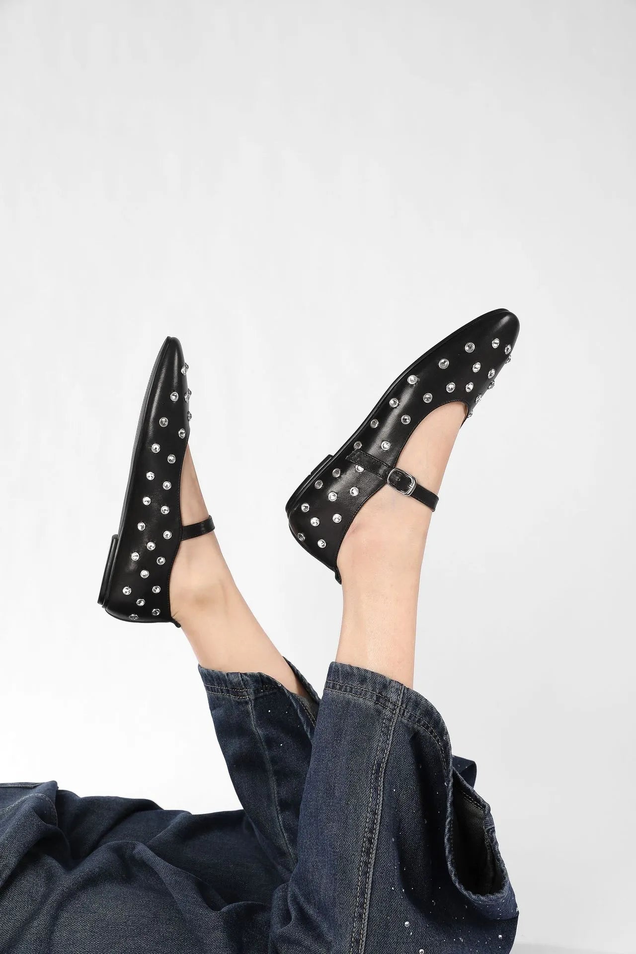 Studded Rhinestones Mary Jane One-line Buckle Ballet Flats