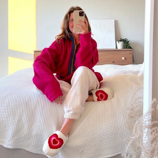 Elegantly Styled Slippers for Everyday Wear