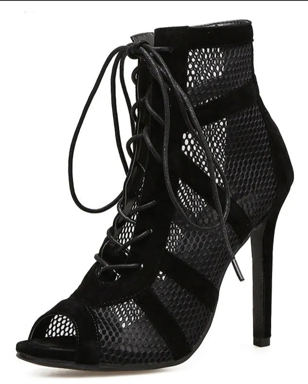 Beautifully Crafted Heels in a Classic Style