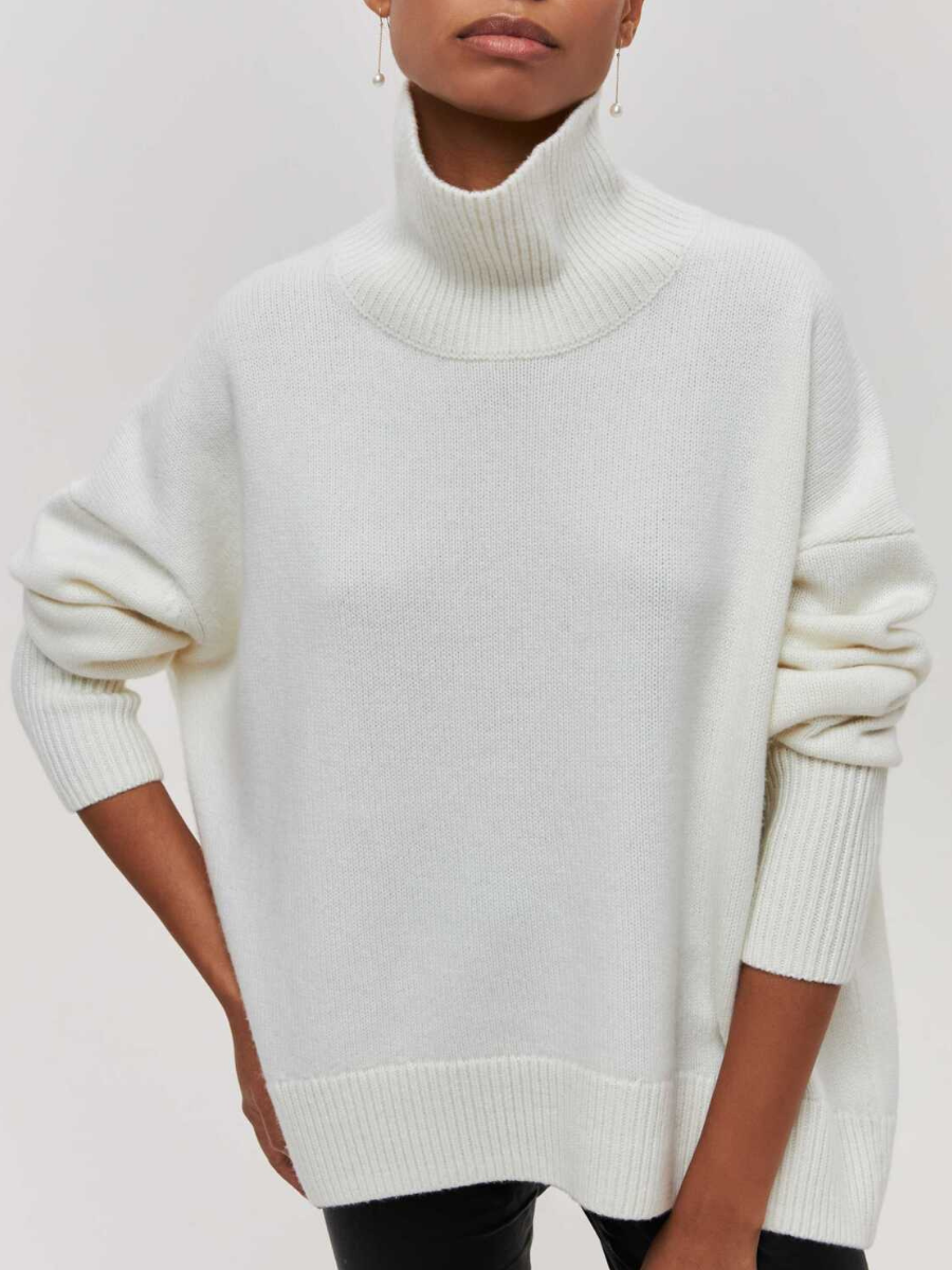 JO | Relaxed and timeless winter sweater