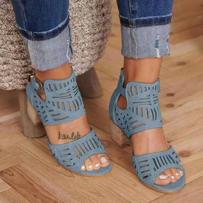 Classic Vintage Shoes with a Flattering Fit