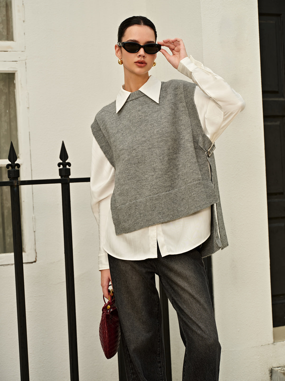 Versatile Side Buckle Belt Sweater Vest