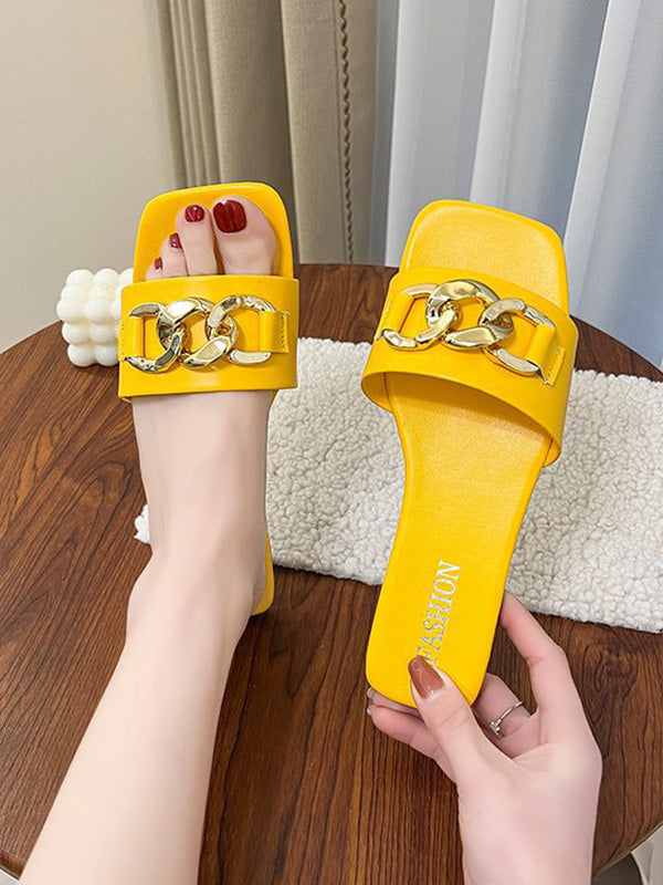 Classic Vintage Slippers with a Flattering Fit