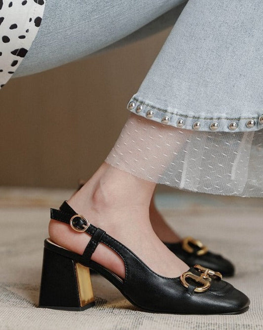 Effortlessly Elegant Heels with a Timeless Design
