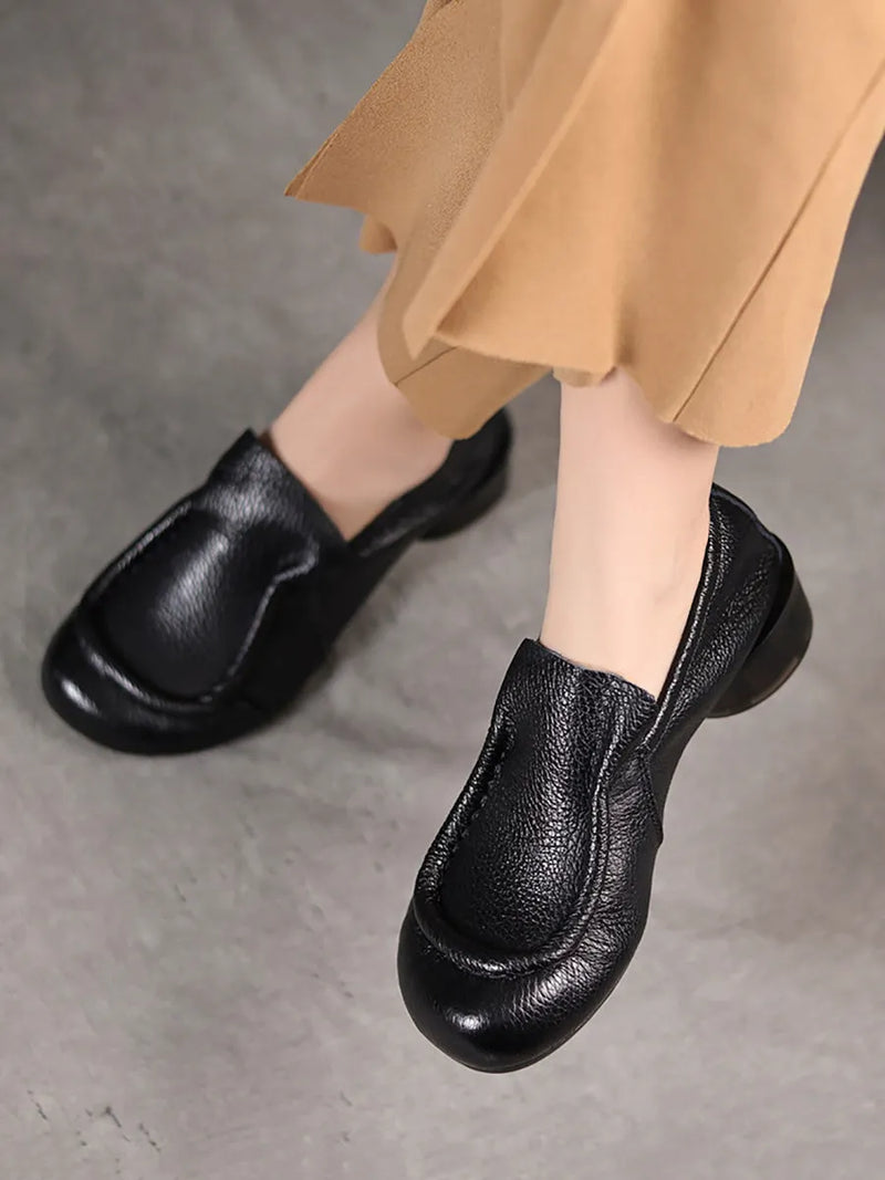 Classic Vintage Shoes with a Flattering Fit