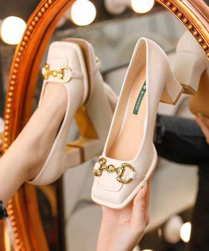 Classic Vintage Heels with a Flattering Fit