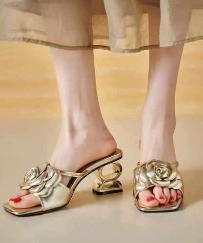 Classic Vintage Sandals with a Flattering Fit
