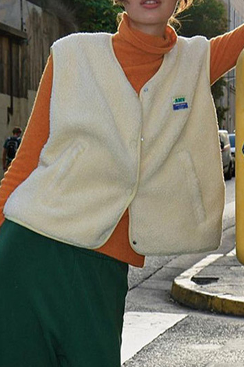 Street Pocket Buttons Fluffy O Neck Waistcoats(3 Colors)