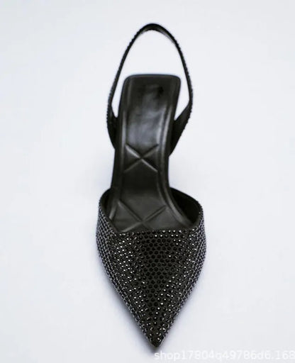 Classic Vintage Heels with a Flattering Fit