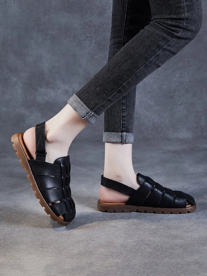 Casually Elegant Slippers with a Refined Edge