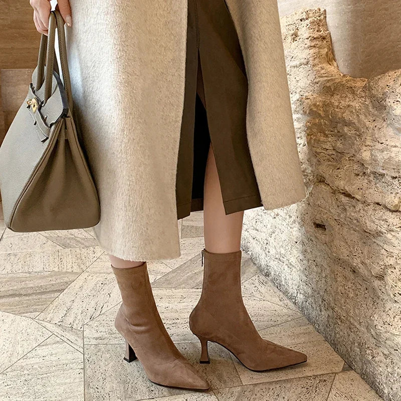 Jenesis Boots