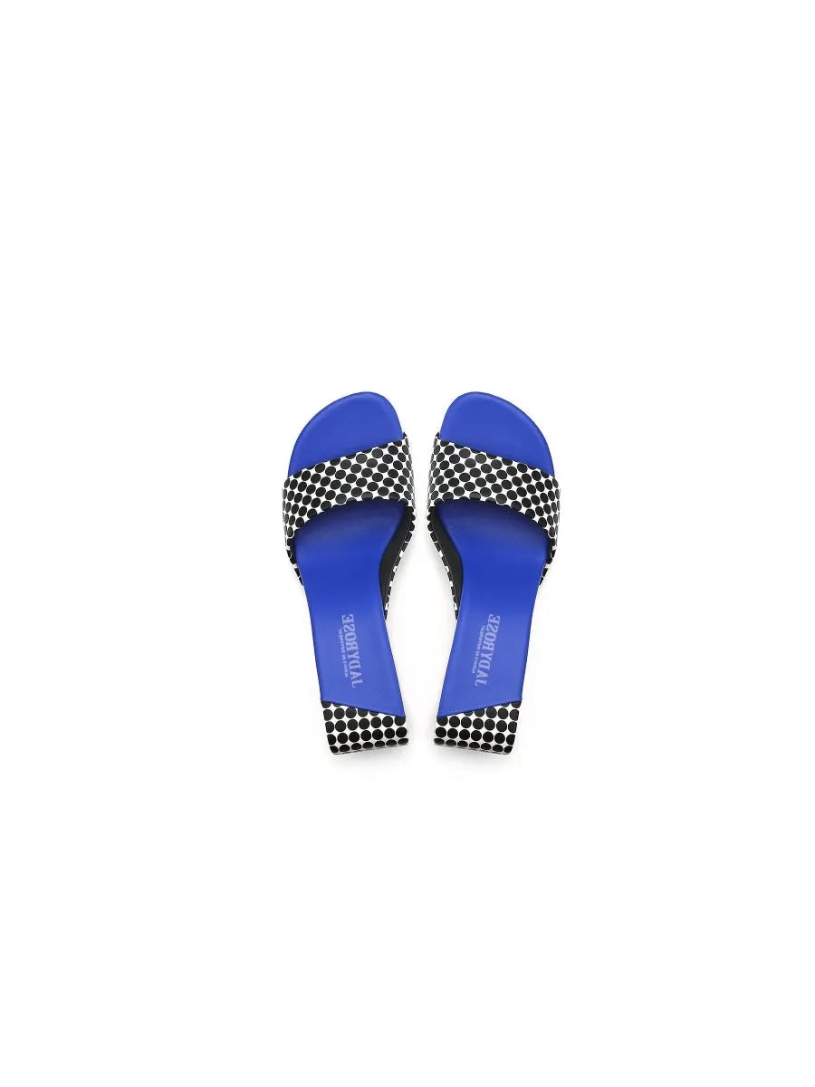Classic Designed Garment in a Timeless Cut