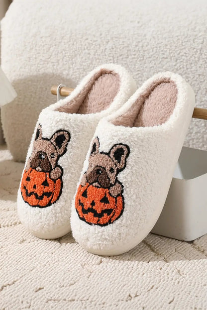 Finely Styled Slippers with a Classic Vintage Look