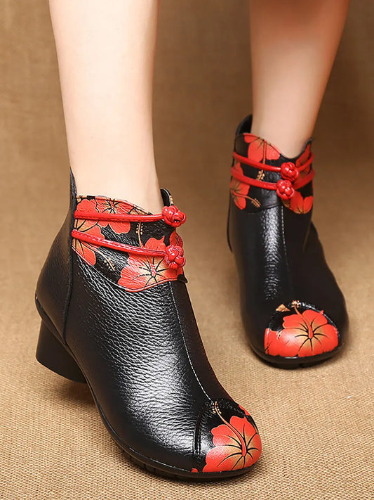 Finely Styled Boots with a Classic Vintage Look
