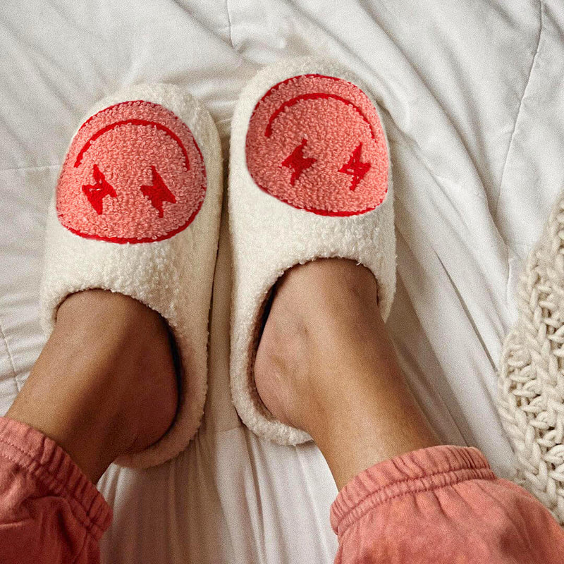 Effortlessly Elegant Slippers with a Timeless Design