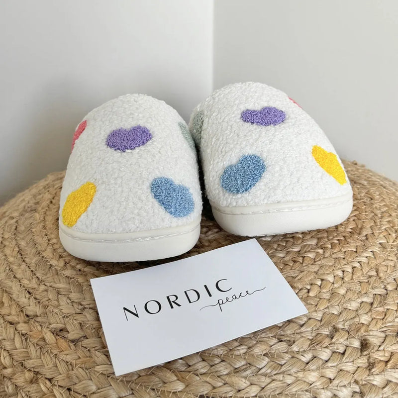 Effortlessly Elegant Slippers with a Timeless Design