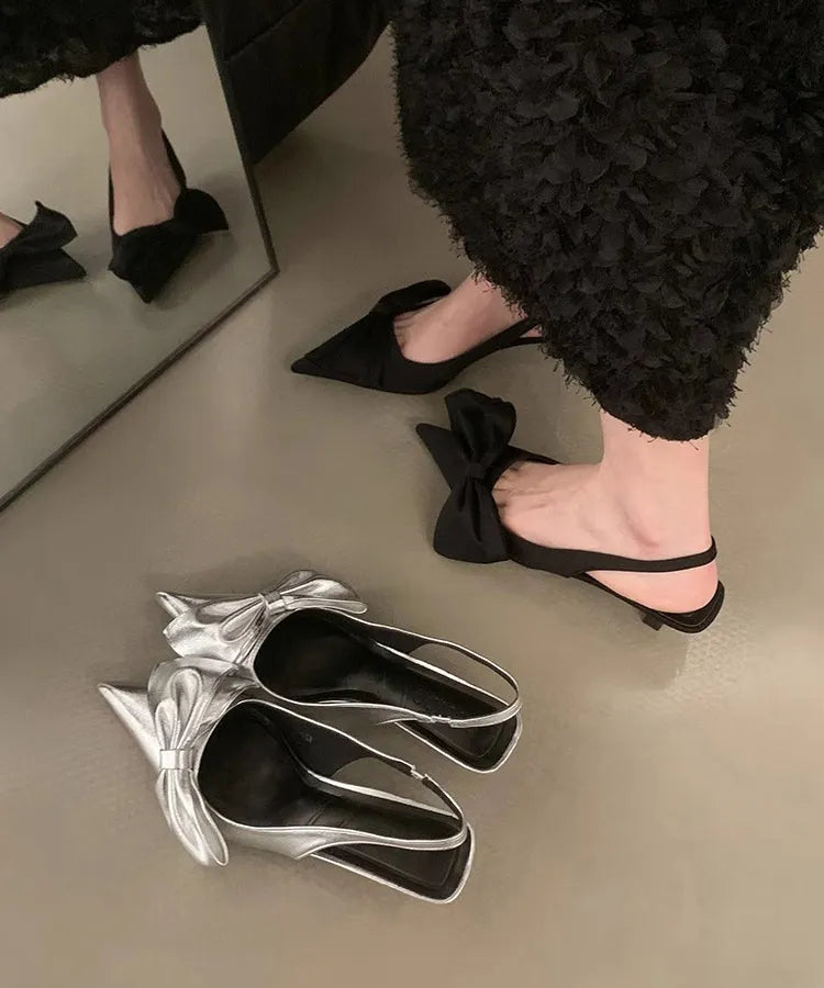 Casually Elegant Sandals with a Refined Edge