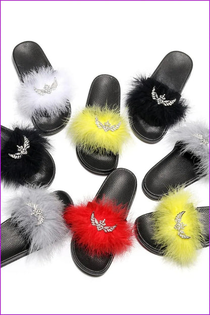 Casually Elegant Slippers with a Refined Edge