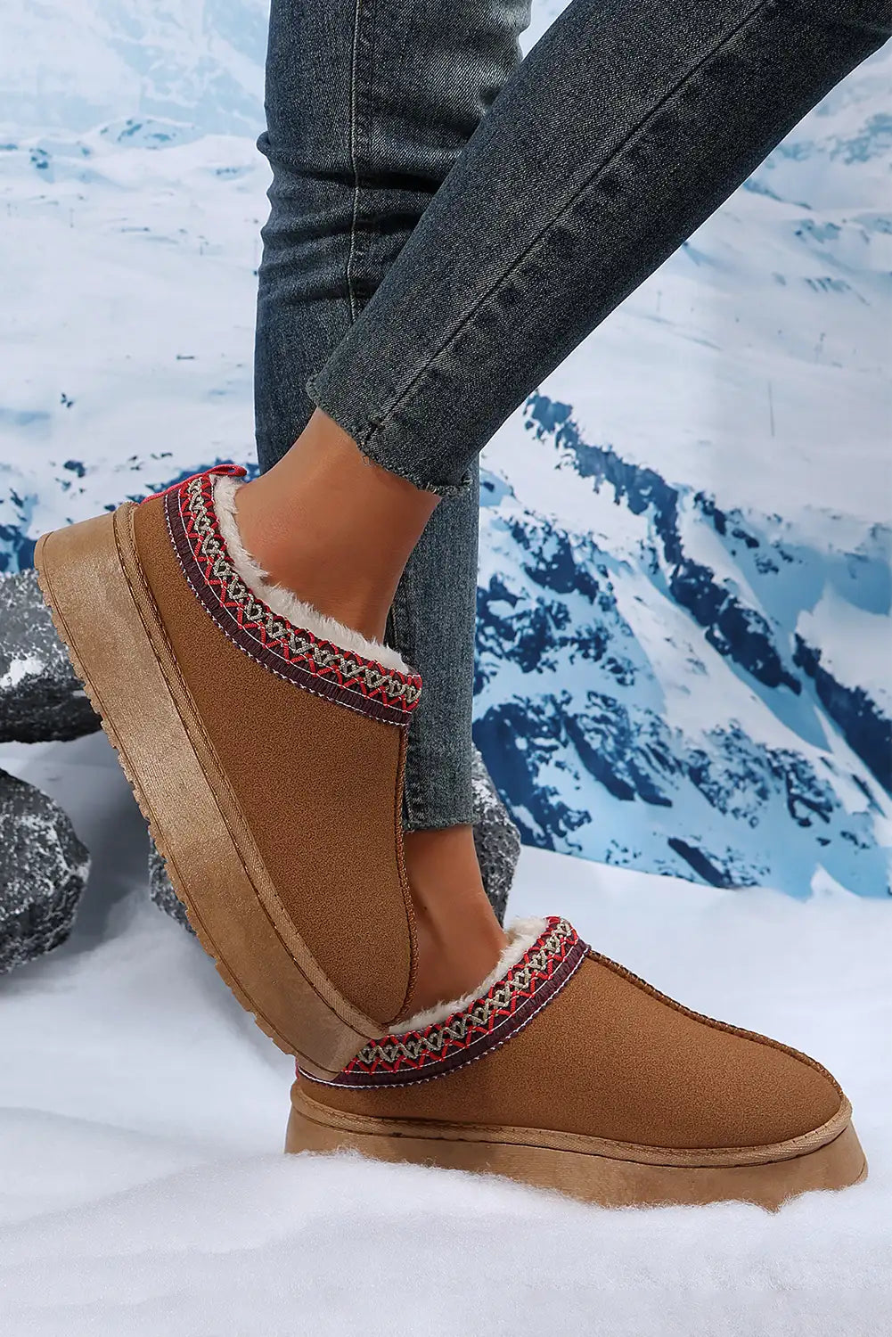 Plush Lined Snow Boots Chestnut Suede