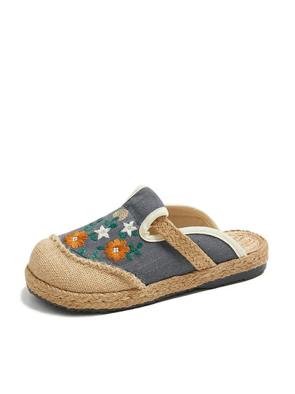 Finely Styled Slippers with a Classic Vintage Look