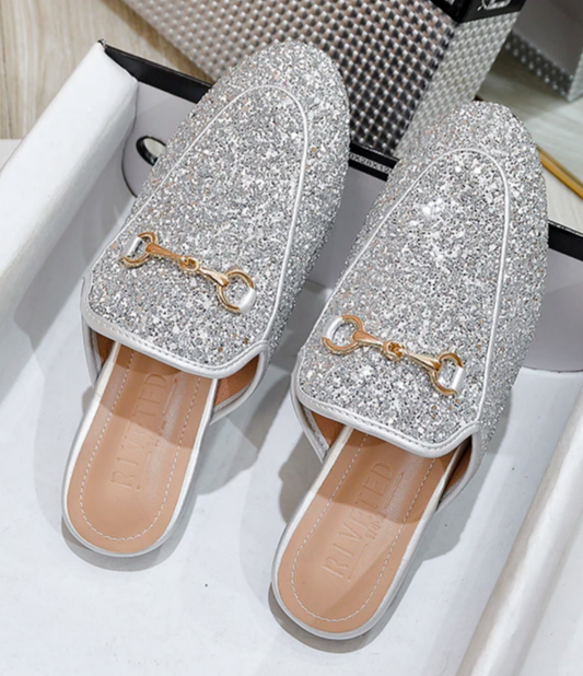 Beautifully Crafted Slippers in a Classic Style