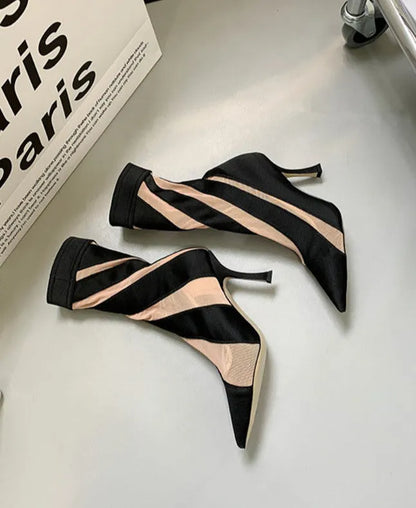 Classic Vintage Heels with a Flattering Fit