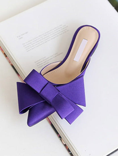 Subtly Elegant Slippers with a Refined Vintage Look