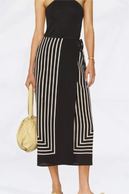 Geometric Patterns Warp Midi Skirt